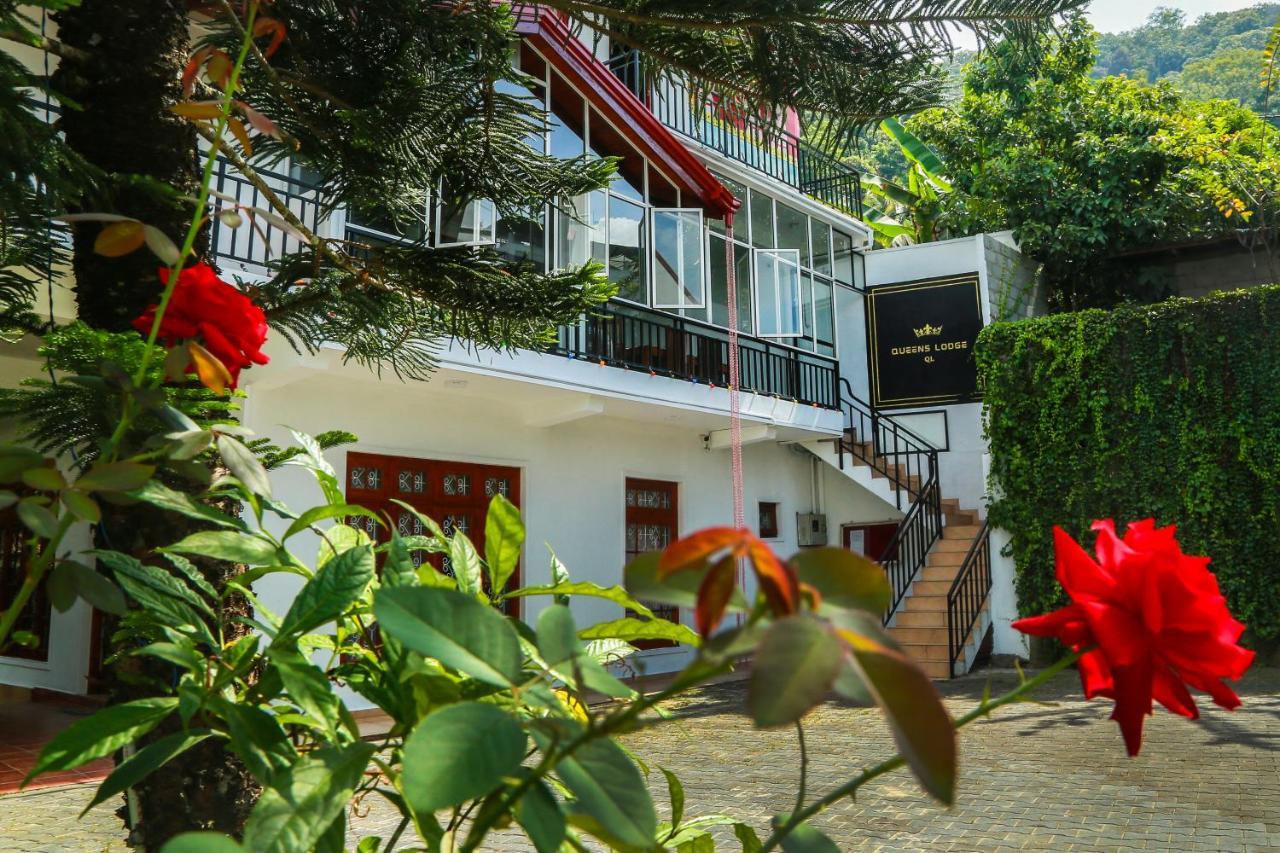 Queens Lodge แคนดี้ ภายนอก รูปภาพ
